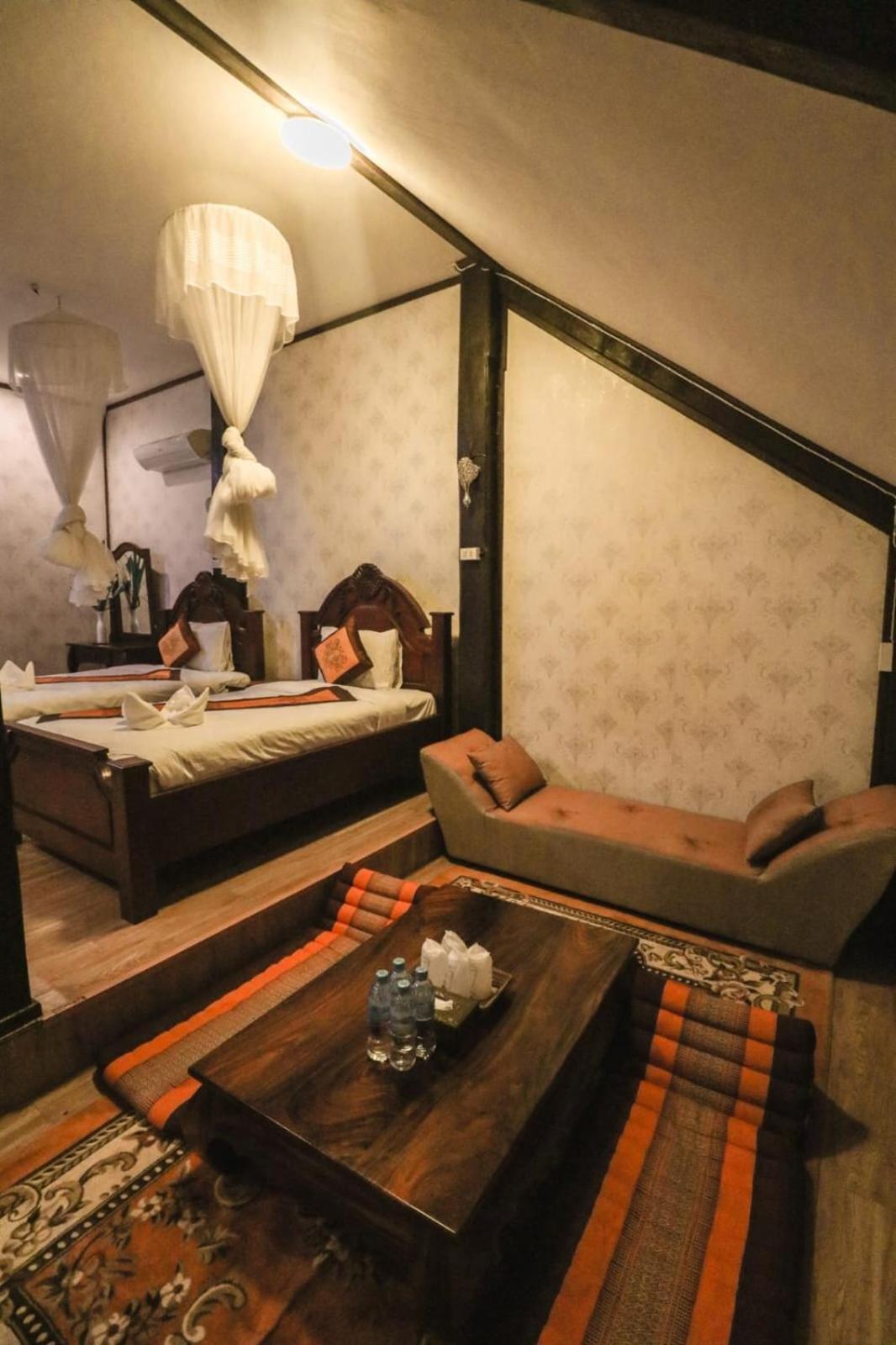 Ananta Hotel Luangprabang Luaran gambar